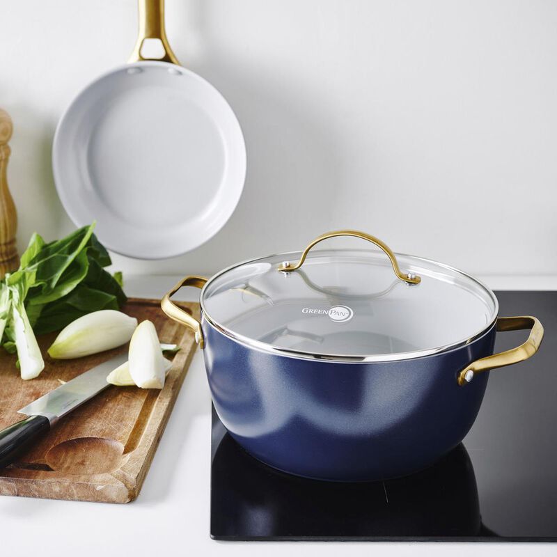 Greenpan Covered Casserole 24cm/4.7L image number 2